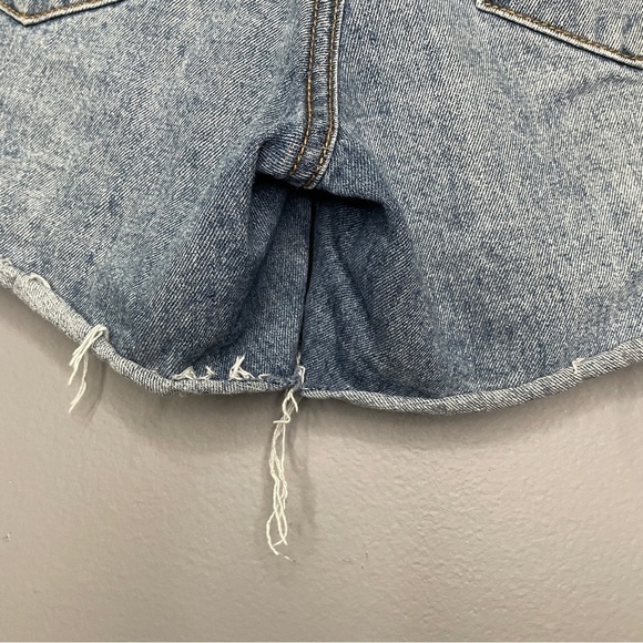 Articles of Society 100% cotton denim distressed cut off shorts size 27 - Picture 6 of 7